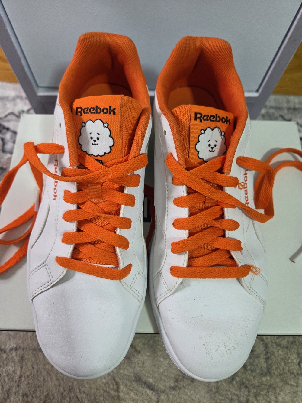 Reebok & BT21 Royal Complete 2LCS Womens 7.5